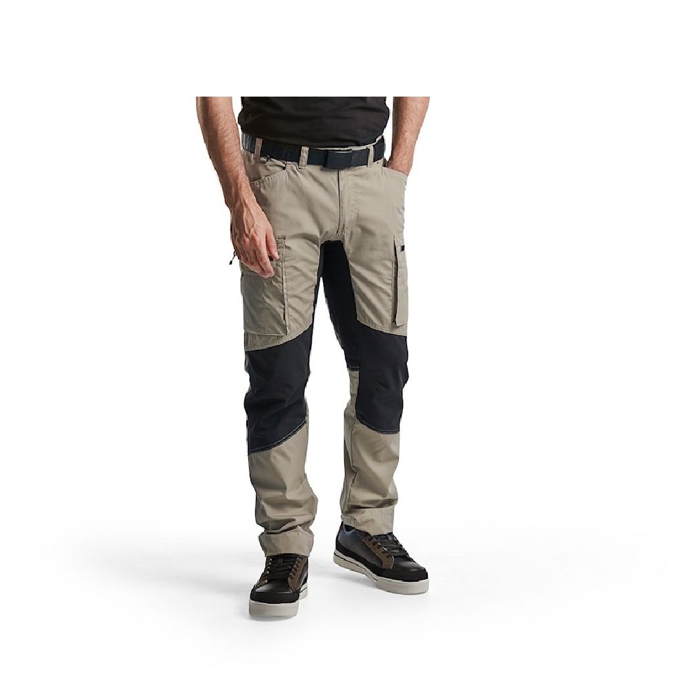 Servicebyxa med stretch
